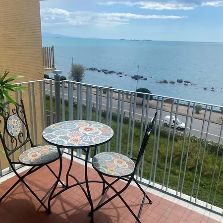 Casasalernofrontemare Apartmán Salerno